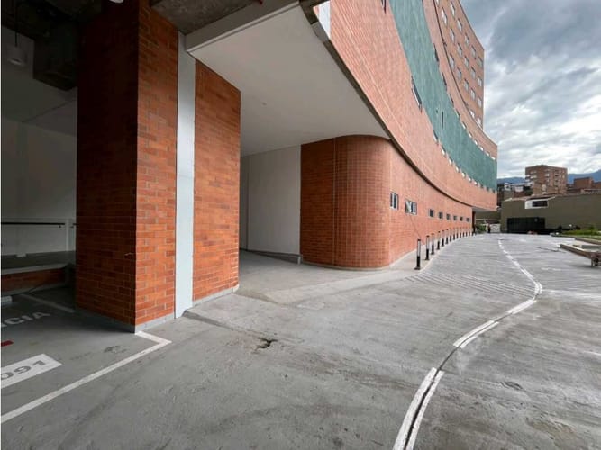 Consultorio en arriendo en Los Pinos, Medellín, 35 m² · foto 13 de 13