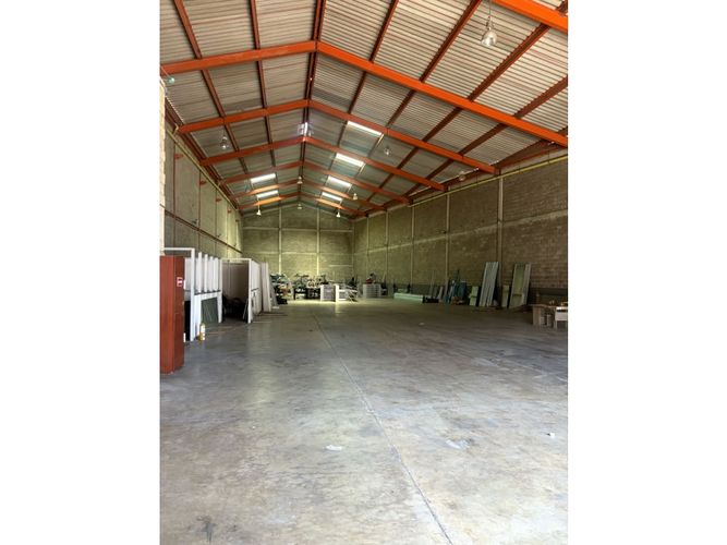 Bodega en arriendo en Los Olivos I, Barranquilla, 729 m² · foto 5 de 7