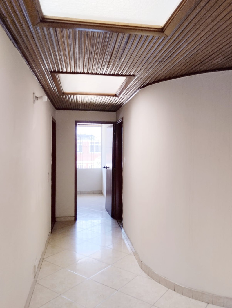 Casa en venta en Barrios Unidos, Bogotá · foto 12 de 24