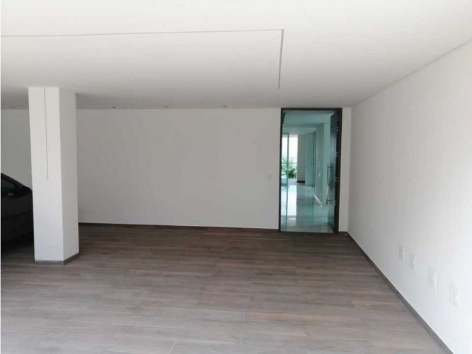 Casa de 6 alcobas en venta en Ciudad Jardin, Cali, 1424 m² · foto 9 de 24