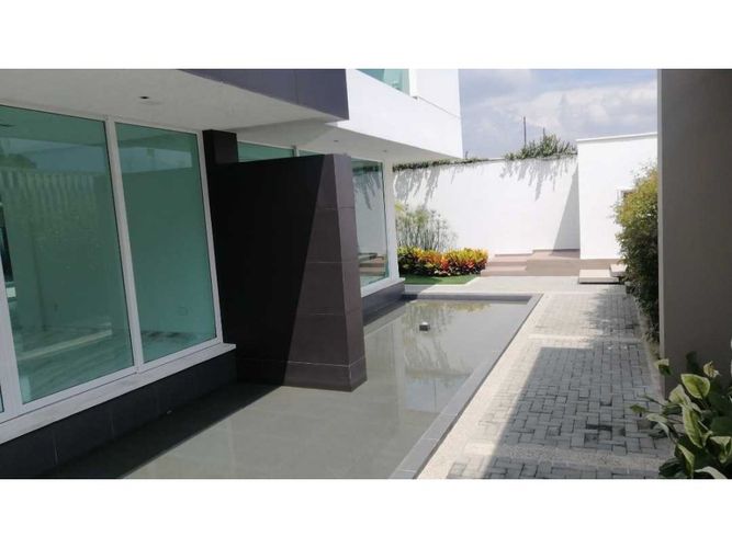 Casa de 6 alcobas en venta en Ciudad Jardin, Cali, 1424 m² · foto 10 de 24