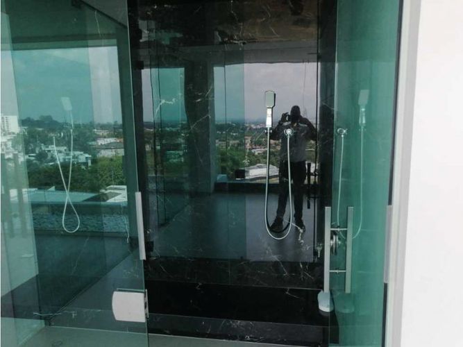 Casa de 6 alcobas en venta en Ciudad Jardin, Cali, 1424 m² · foto 17 de 24