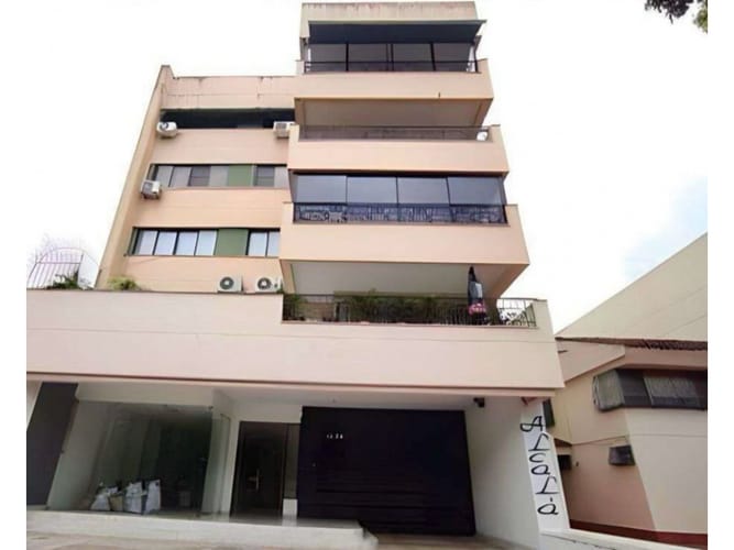 Apartamento de 2 alcobas en venta en El Castillo, Cali, 113 m² · foto 11 de 11