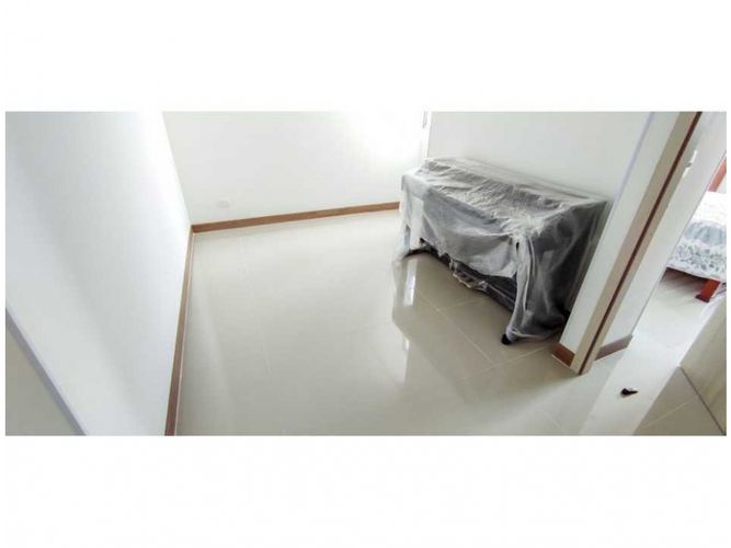 Apartamento de 4 alcobas en venta en El Cabuyal, Cali, 132 m² · foto 12 de 24