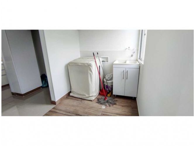 Apartamento de 4 alcobas en venta en El Cabuyal, Cali, 132 m² · foto 13 de 24