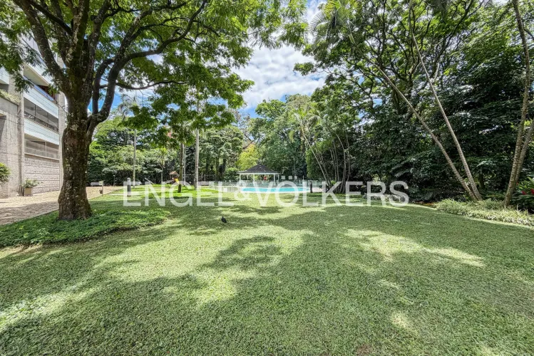 Apartamento de 3 alcobas en venta en Patio Bonito, Medellín, 307 m² · foto 24 de 24