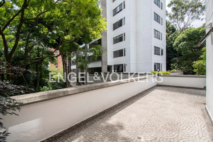 Apartamento de 3 alcobas en venta en Patio Bonito, Medellín, 307 m² · foto 17 de 24