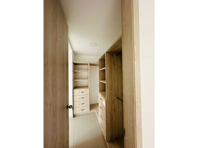 Casa de 3 alcobas en venta en El Castillo, Jamundí, 108 m² · foto 9 de 24