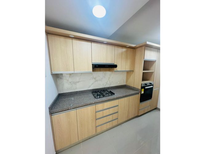 Casa de 3 alcobas en venta en El Castillo, Jamundí, 108 m² · foto 10 de 24