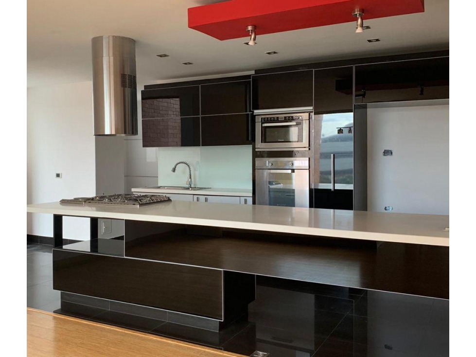 Apartamento en venta en Bella Suiza, Bogotá · foto 3 de 16