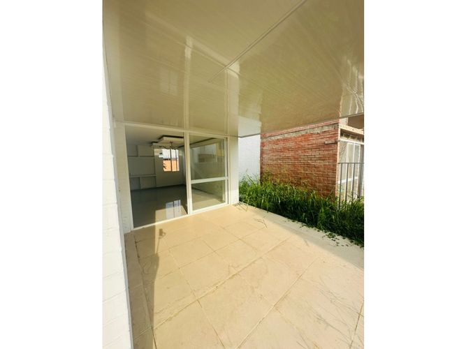 Casa de 3 alcobas en venta en El Castillo, Jamundí, 108 m² · foto 15 de 24