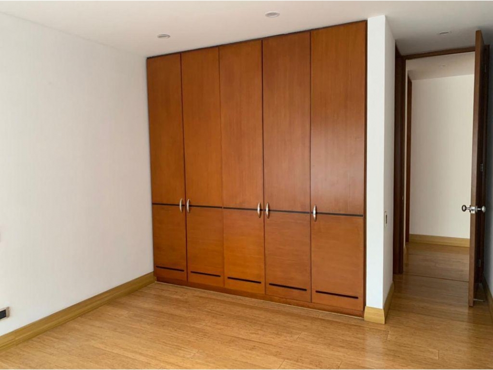 Apartamento en venta en Bella Suiza, Bogotá · foto 4 de 16