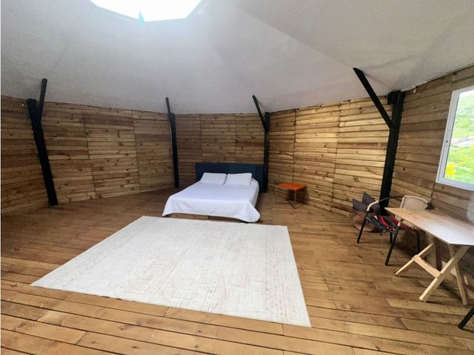 Casa de 9 alcobas en venta en Aguacatal, Cali, 700 m² · foto 2 de 24