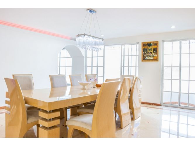 Casa de 7 alcobas en venta en El Ingenio, Cali, 500 m² · foto 8 de 24