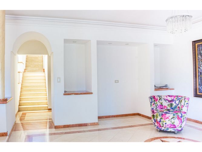 Casa de 7 alcobas en venta en El Ingenio, Cali, 500 m² · foto 9 de 24