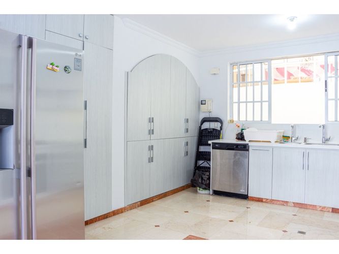 Casa de 7 alcobas en venta en El Ingenio, Cali, 500 m² · foto 11 de 24