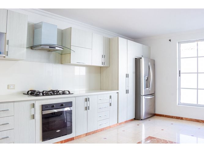 Casa de 7 alcobas en venta en El Ingenio, Cali, 500 m² · foto 12 de 24