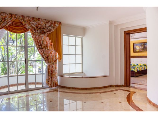 Casa de 7 alcobas en venta en El Ingenio, Cali, 500 m² · foto 21 de 24