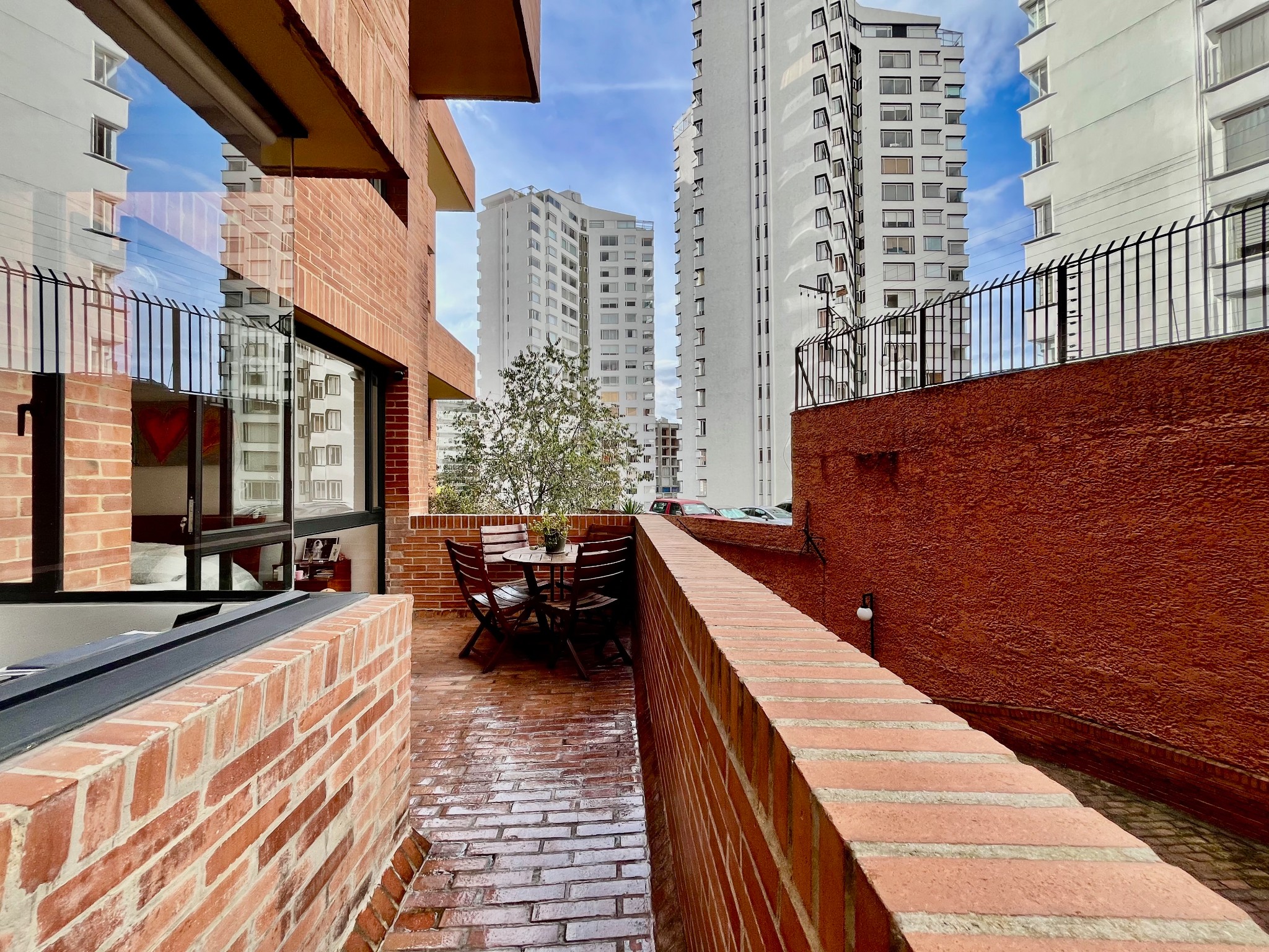 Apartamento en venta en Los Rosales, Bogotá · foto 20 de 21