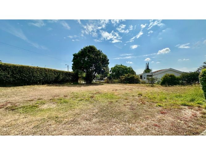 Lote en venta en Pance, Cali, 1079 m² · foto 5 de 10
