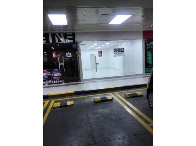 Local en venta en Unidad Residencial Santiago De Cali, Cali, 37 m² · foto 12 de 13