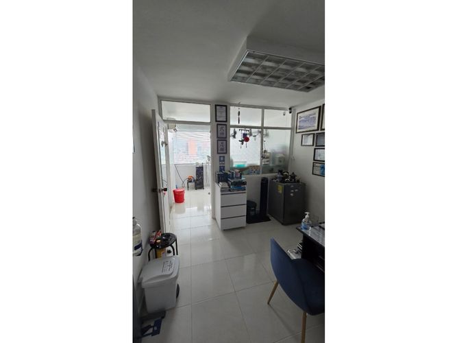 Oficina en venta en Granada, Cali, 20 m² · foto 4 de 7