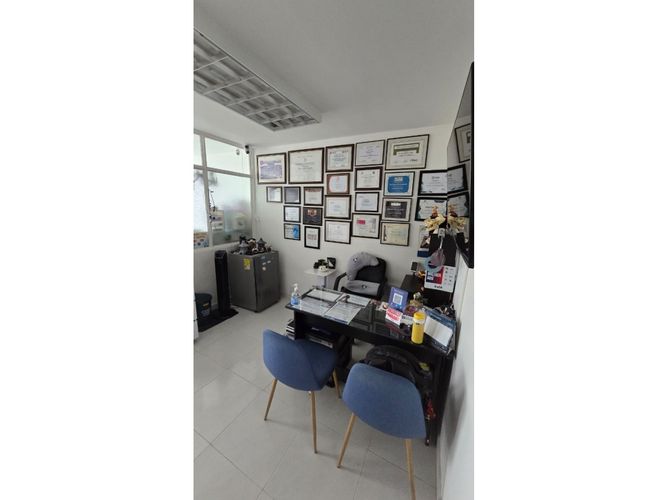 Oficina en venta en Granada, Cali, 20 m² · foto 5 de 7