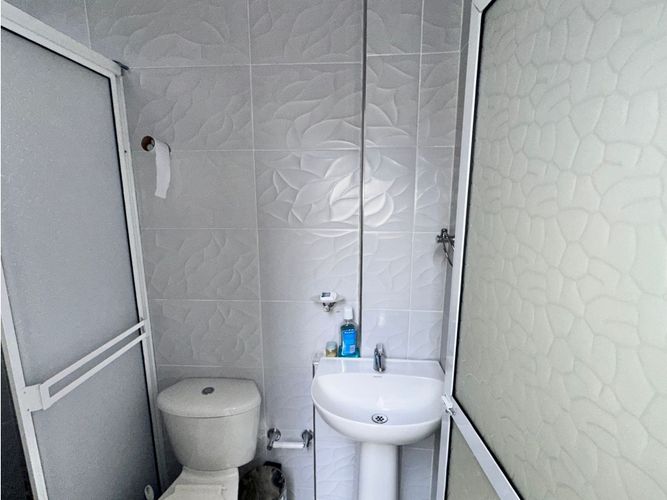 Casa de 5 alcobas en venta en Porerito, Jamundí, 360 m² · foto 20 de 24