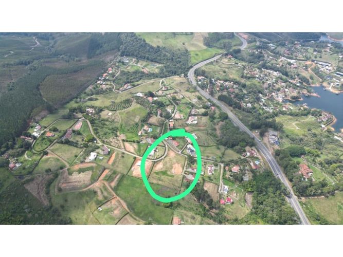 Lote en venta en Lago Calima, Cali, 8600 m² · foto 2 de 15