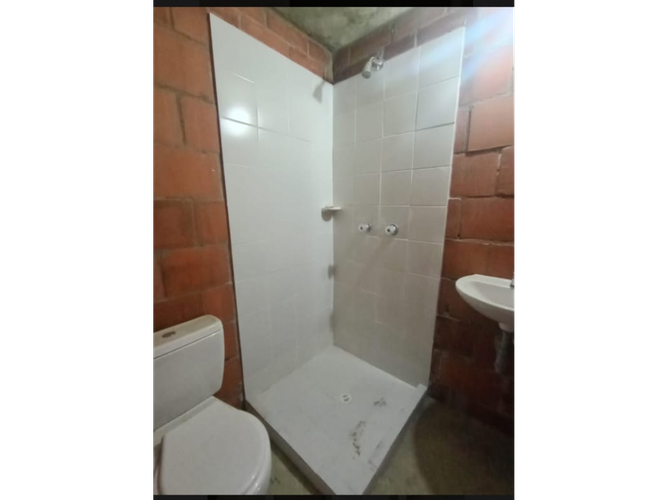 Casa de 3 alcobas en venta en Angel Maria Camacho, Jamundí, 75 m² · foto 6 de 24