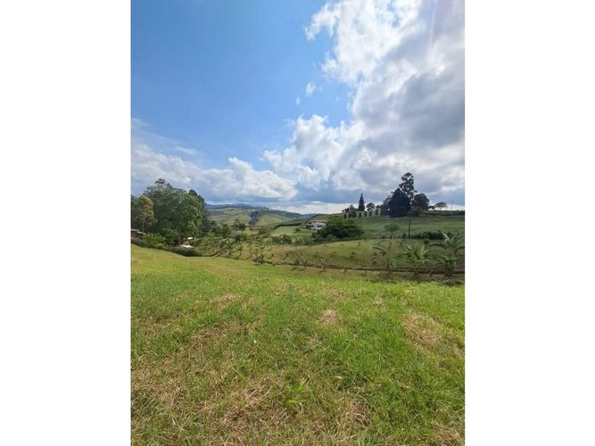 Lote en venta en Lago Calima, Cali, 8600 m² · foto 8 de 15