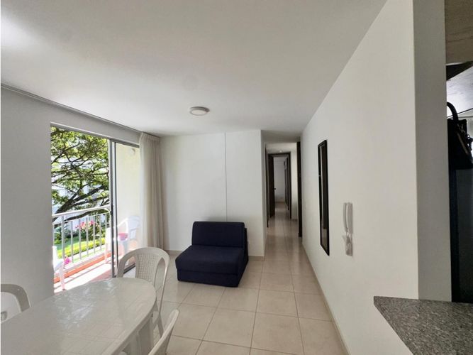 Apartamento de 3 alcobas en venta en Cr. Los Naranjos, Jamundí, 65 m² · foto 5 de 24