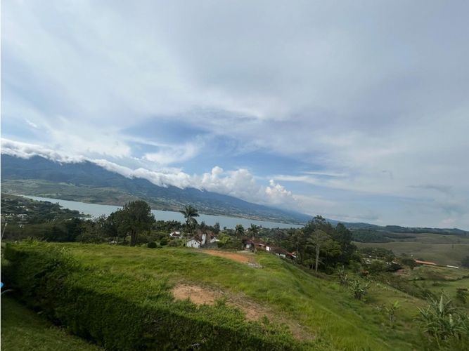 Lote en venta en Lago Calima, Cali, 8600 m² · foto 13 de 15