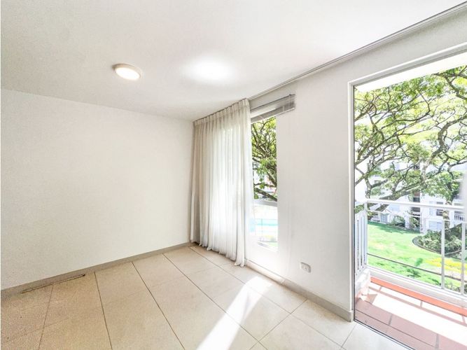 Apartamento de 3 alcobas en venta en Cr. Los Naranjos, Jamundí, 65 m² · foto 6 de 24