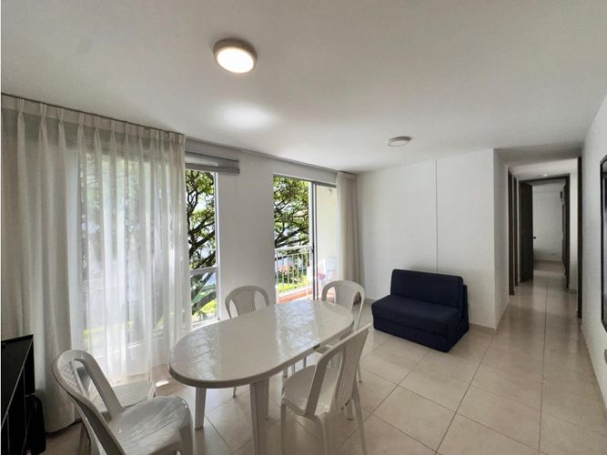 Apartamento de 3 alcobas en venta en Cr. Los Naranjos, Jamundí, 65 m² · foto 7 de 24