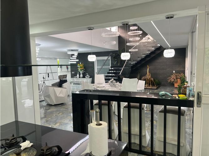 Casa de 6 alcobas en venta en Las Mercedes, Jamundí, 1400 m² · foto 6 de 24