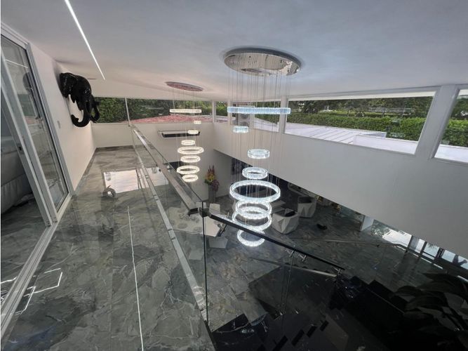 Casa de 6 alcobas en venta en Las Mercedes, Jamundí, 1400 m² · foto 7 de 24
