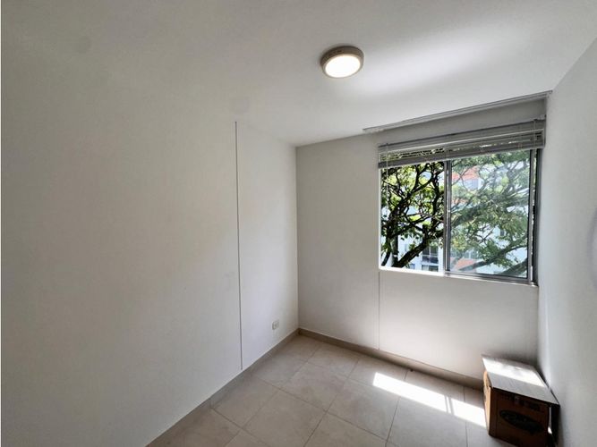 Apartamento de 3 alcobas en venta en Cr. Los Naranjos, Jamundí, 65 m² · foto 9 de 24