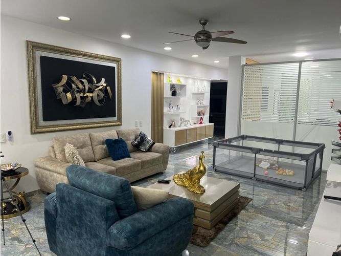 Casa de 6 alcobas en venta en Las Mercedes, Jamundí, 1400 m² · foto 10 de 24