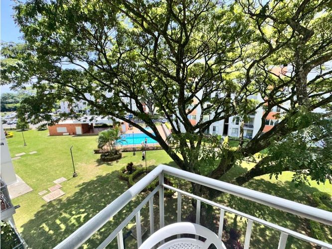 Apartamento de 3 alcobas en venta en Cr. Los Naranjos, Jamundí, 65 m² · foto 12 de 24