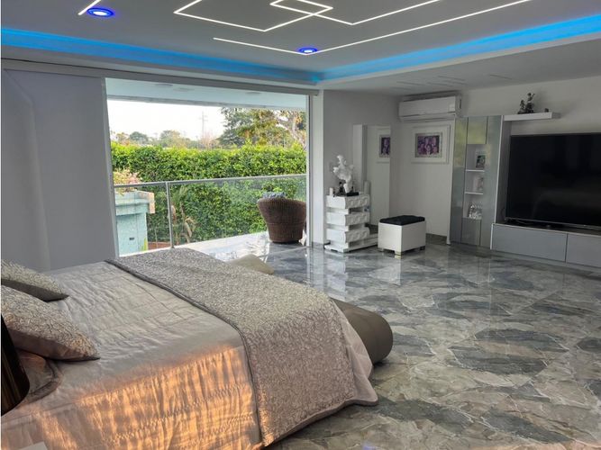 Casa de 6 alcobas en venta en Las Mercedes, Jamundí, 1400 m² · foto 12 de 24