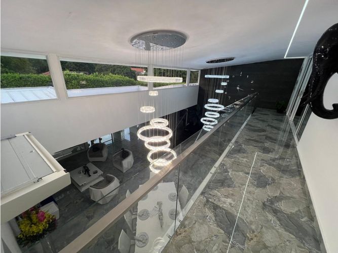 Casa de 6 alcobas en venta en Las Mercedes, Jamundí, 1400 m² · foto 14 de 24