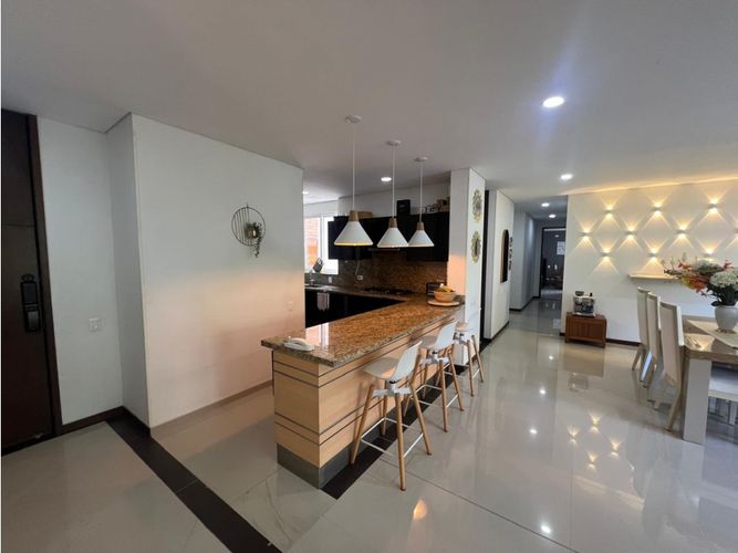 Apartamento en venta en Pance, Cali · foto 7 de 24
