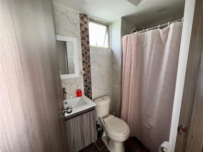 Apartamento de 3 alcobas en venta en Cr. Los Naranjos, Jamundí, 65 m² · foto 15 de 24