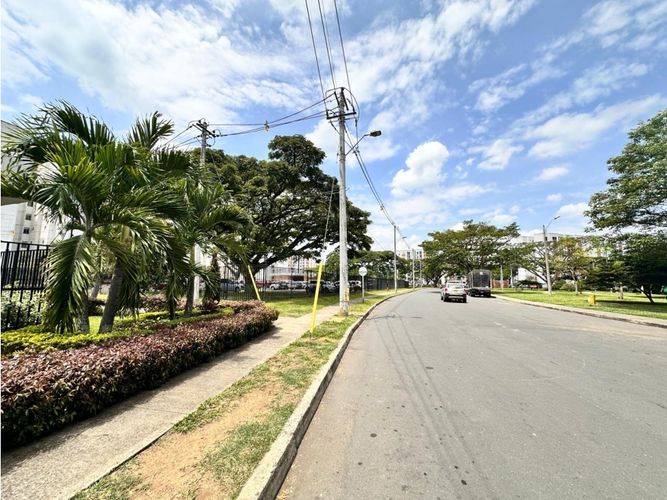Apartamento de 3 alcobas en venta en Cr. Los Naranjos, Jamundí, 65 m² · foto 22 de 24