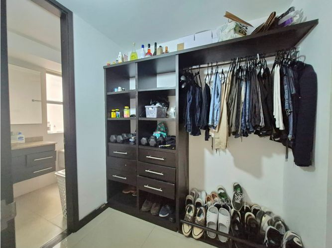 Apartamento de 4 alcobas en venta en El Ingenio, Cali, 134 m² · foto 10 de 23