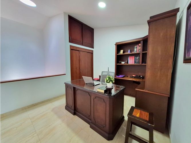 Casa de 4 alcobas en venta en Quintas De Don Simon, Cali, 280 m² · foto 16 de 24