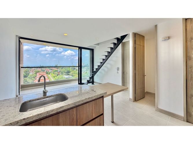 Apartaestudio en venta en Pance, Cali, 104 m² · foto 1 de 22