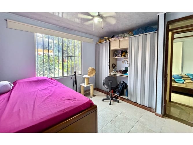 Casa de 4 alcobas en venta en El Castillo, Jamundí, 306 m² · foto 16 de 24