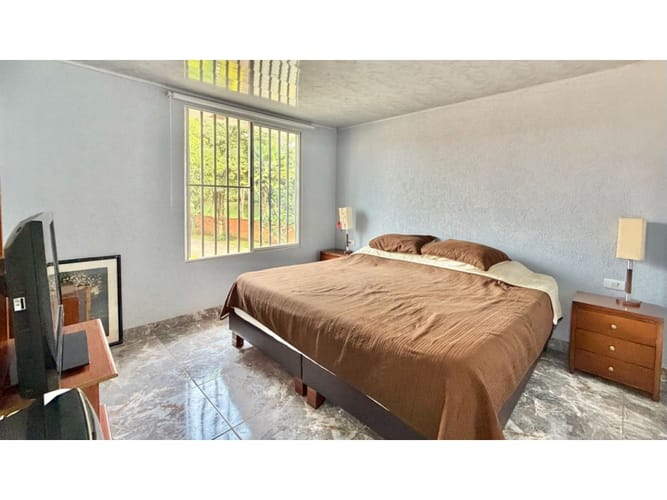 Casa de 4 alcobas en venta en El Castillo, Jamundí, 306 m² · foto 24 de 24